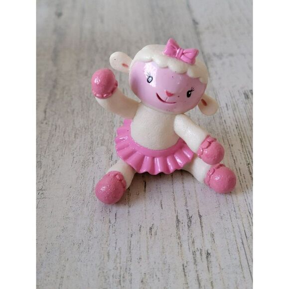 Lambie tutu ballerina Doc McStuffins toy figure friend - Picture 1 of 5
